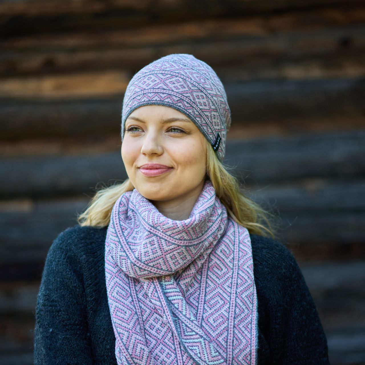 Nákrčník Strážov veľ. UNI